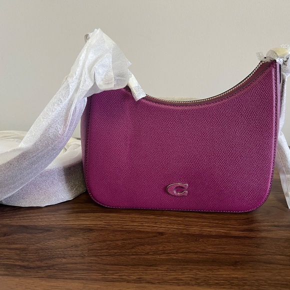 COACH Hobo Crossbody in Crossgrain, Deep Plum - Picture 4 of 9